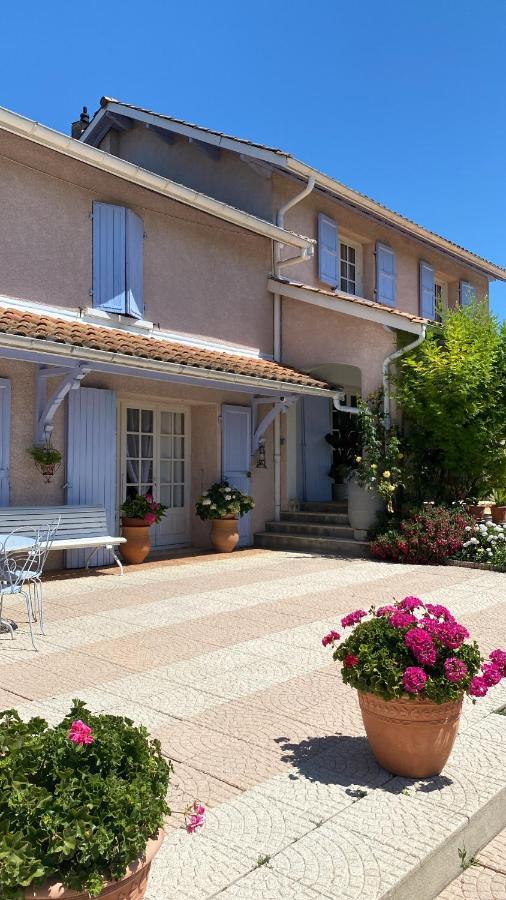 Domaine De La Provencale Bed and Breakfast Saint-Didier-de-la-Tour Exteriör bild